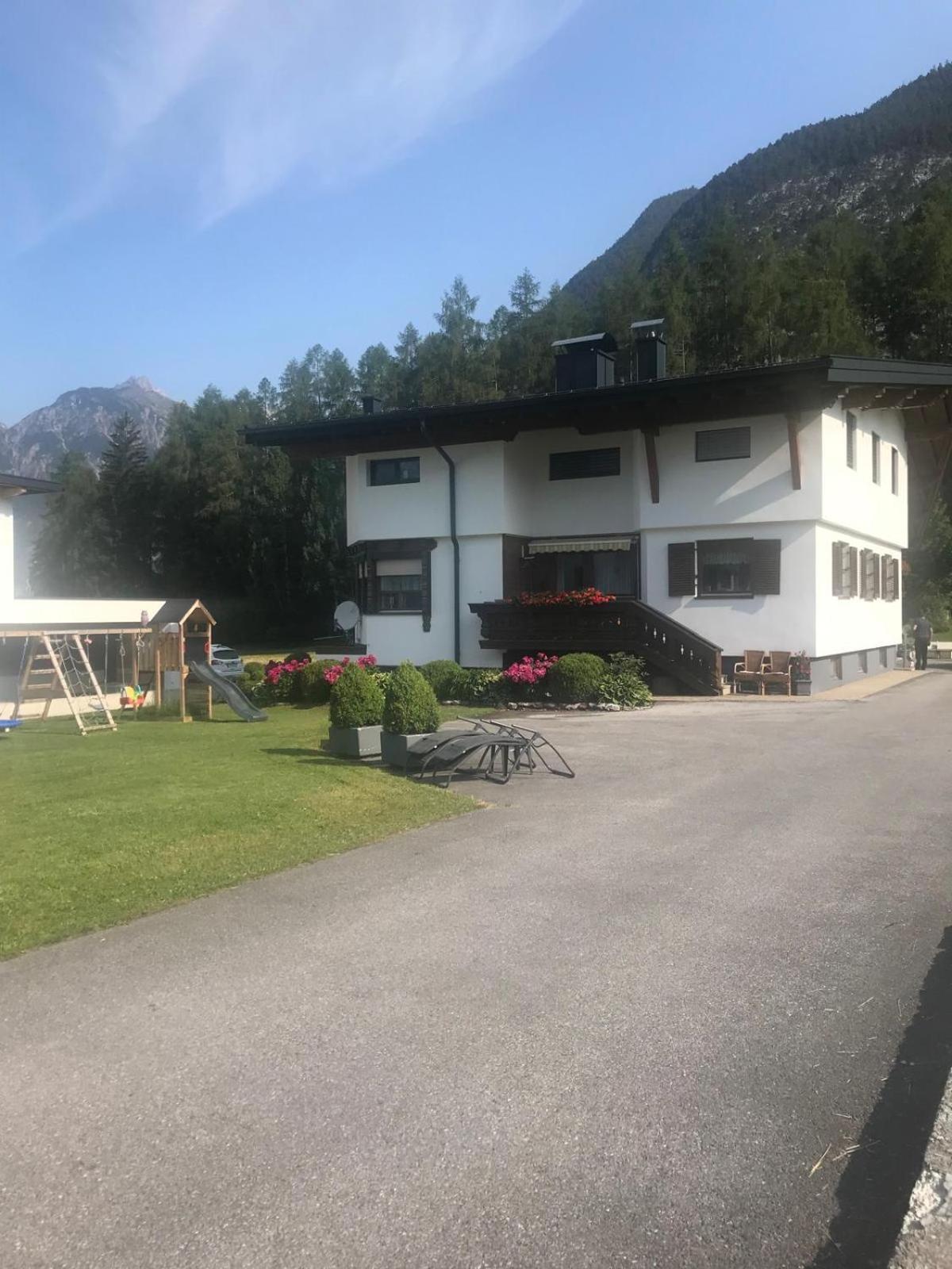 Ferienwohnungen Schleich Nassereith Kültér fotó